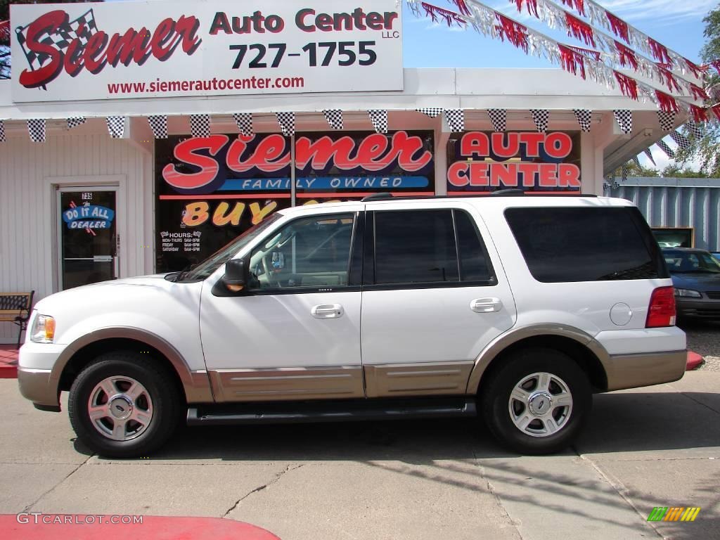 2003 Expedition Eddie Bauer 4x4 - Oxford White / Medium Parchment photo #11
