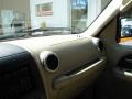 2003 Oxford White Ford Expedition Eddie Bauer 4x4  photo #60