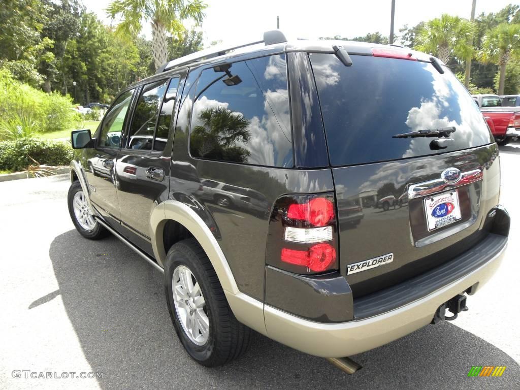 2007 Explorer Eddie Bauer - Dark Stone Metallic / Camel photo #20