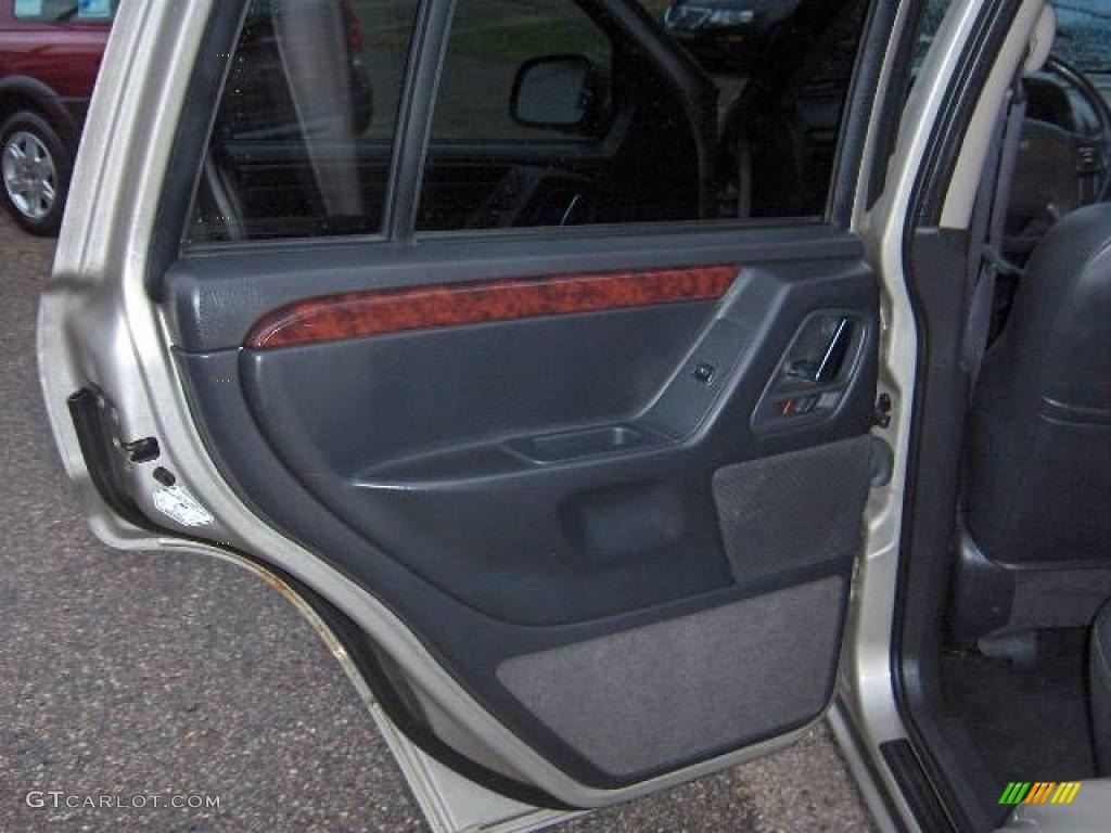 2003 Grand Cherokee Limited 4x4 - Light Pewter Metallic / Dark Slate Gray photo #17