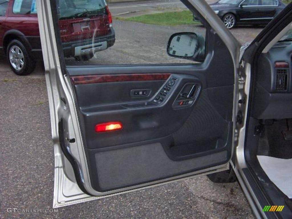 2003 Grand Cherokee Limited 4x4 - Light Pewter Metallic / Dark Slate Gray photo #18