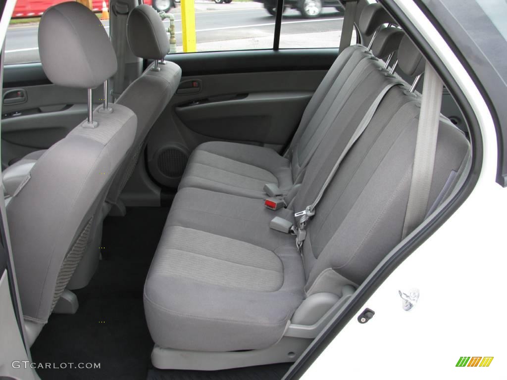 2009 Rondo LX - Clear White / Gray photo #12