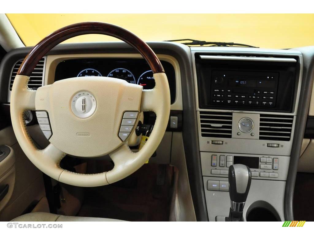 2004 Aviator Luxury AWD - Vivid Red Metallic / Light Parchment photo #7