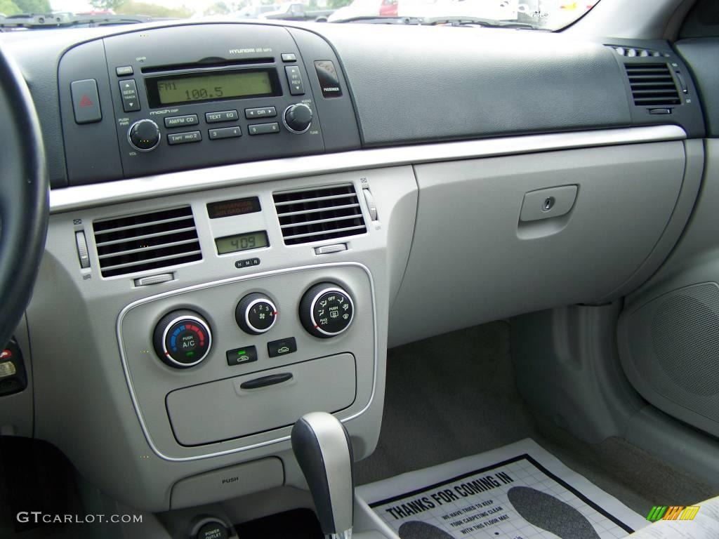 2006 Sonata GL - Aquamarine Pearl / Gray photo #15