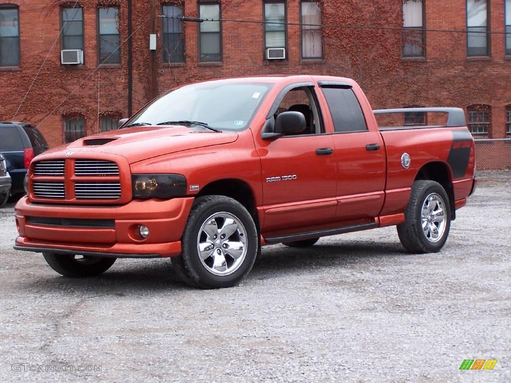 2005 Ram 1500 SLT Daytona Quad Cab 4x4 - Go ManGo! / Dark Slate Gray photo #1