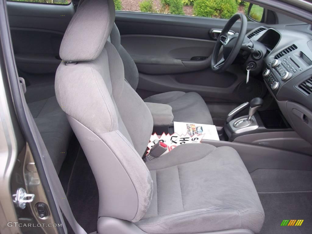 2006 Civic LX Coupe - Galaxy Gray Metallic / Gray photo #23