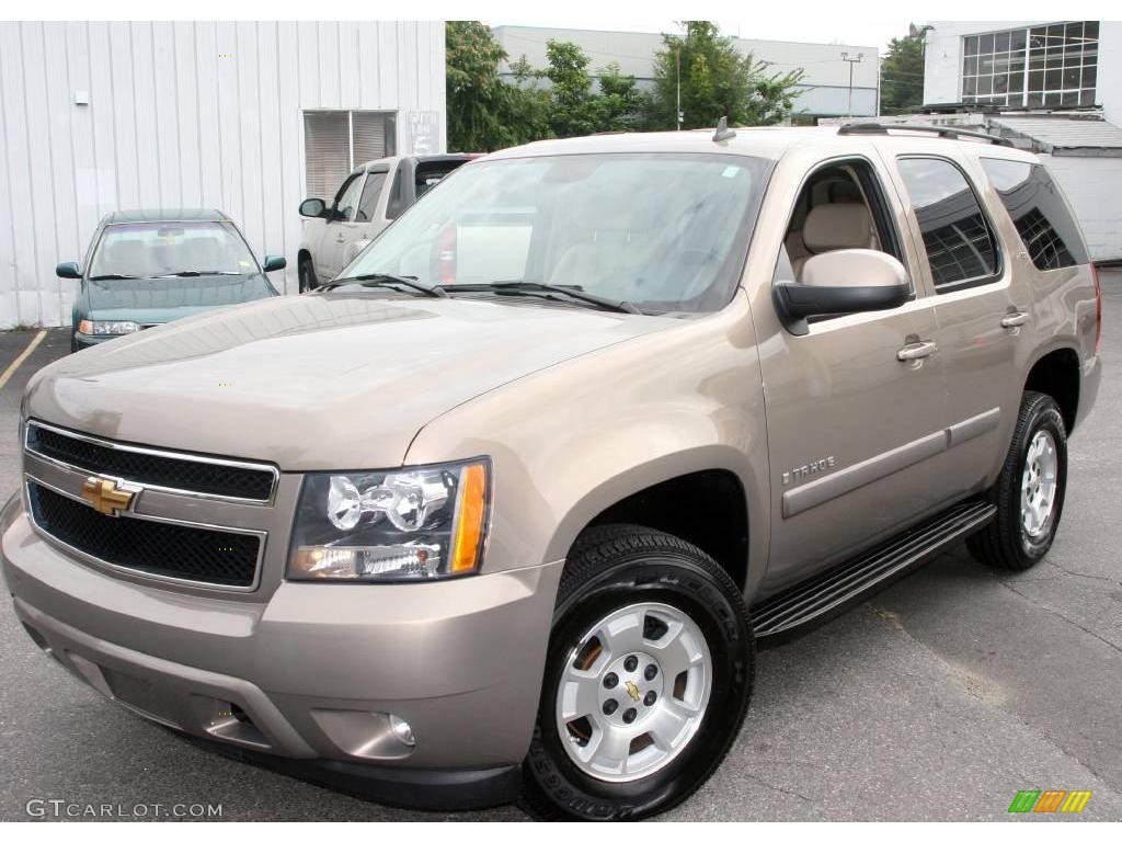 2007 Tahoe LT 4x4 - Gold Mist Metallic / Light Cashmere/Ebony photo #1