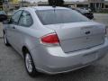 2008 Silver Frost Metallic Ford Focus SE Coupe  photo #9