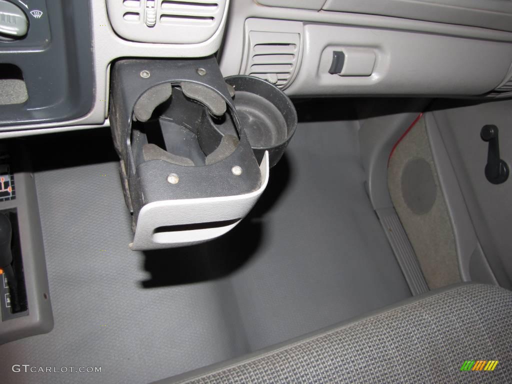 1997 C/K 2500 K2500 Cheyenne Regular Cab 4x4 - Victory Red / Gray photo #12