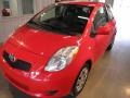 Absolutely Red - Yaris S 3 Door Liftback Photo No. 2