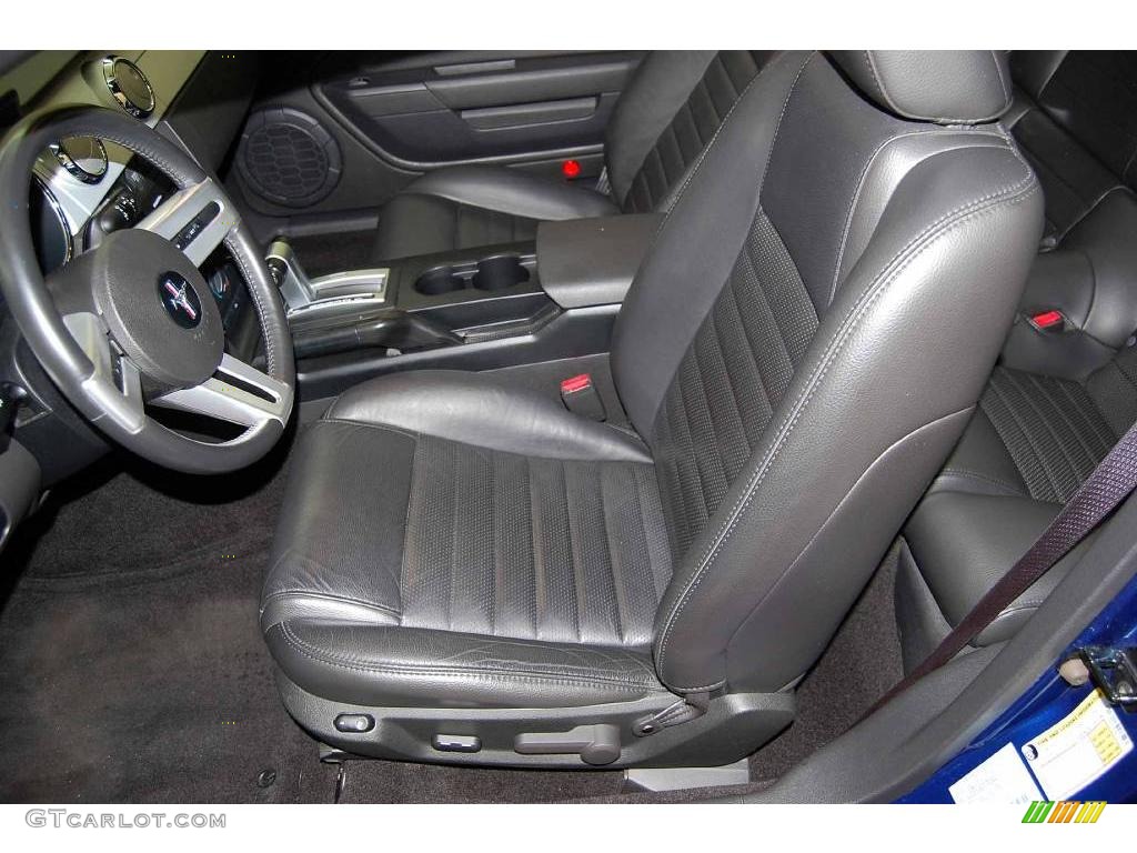 2006 Mustang GT Premium Coupe - Vista Blue Metallic / Dark Charcoal photo #17