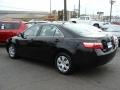 Black - Camry LE Photo No. 5