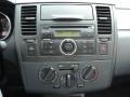 Brilliant Silver - Versa 1.8 S Hatchback Photo No. 28