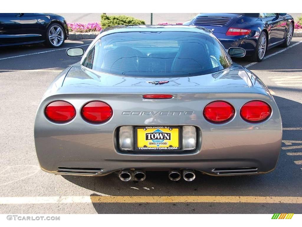 2004 Corvette Coupe - Medium Spiral Gray Metallic / Black photo #4