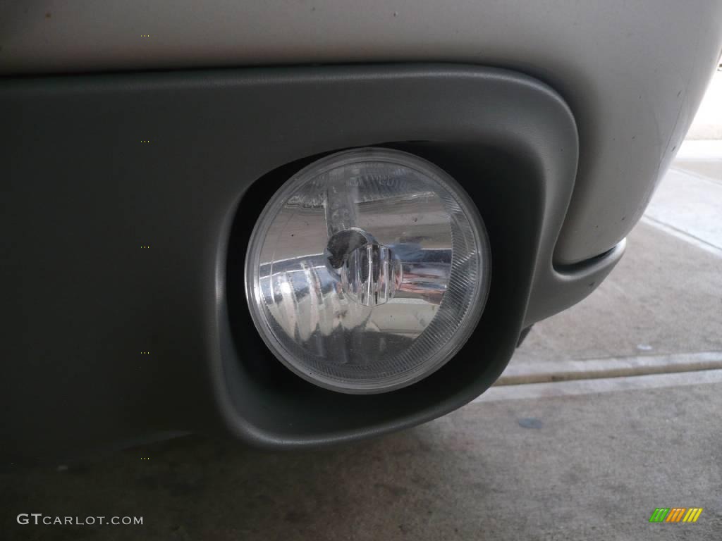 2004 Tahoe Z71 4x4 - Silver Birch Metallic / Gray/Dark Charcoal photo #26