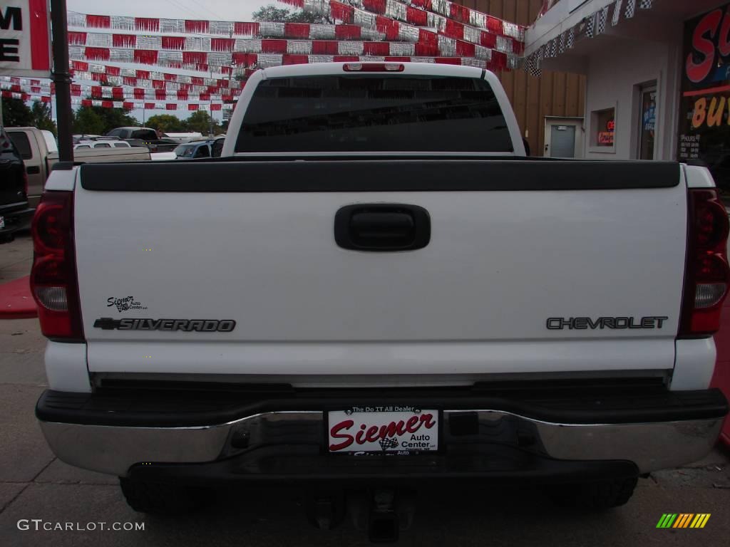 2003 Silverado 2500HD LS Extended Cab 4x4 - Summit White / Medium Gray photo #3