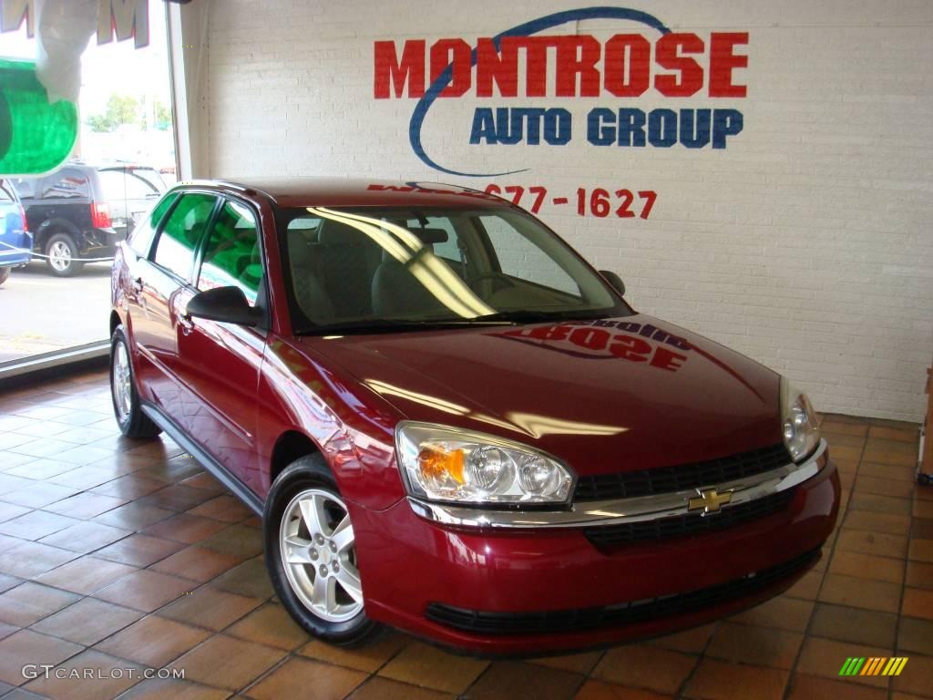 2005 Malibu Maxx LS Wagon - Sport Red Metallic / Neutral Beige photo #2