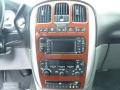 2007 Brilliant Black Crystal Pearl Chrysler Town & Country Limited  photo #24
