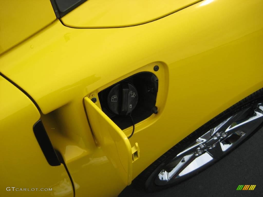2007 Corvette Coupe - Velocity Yellow / Ebony photo #17