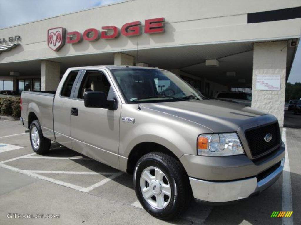 2004 F150 XLT SuperCab - Arizona Beige Metallic / Tan photo #1