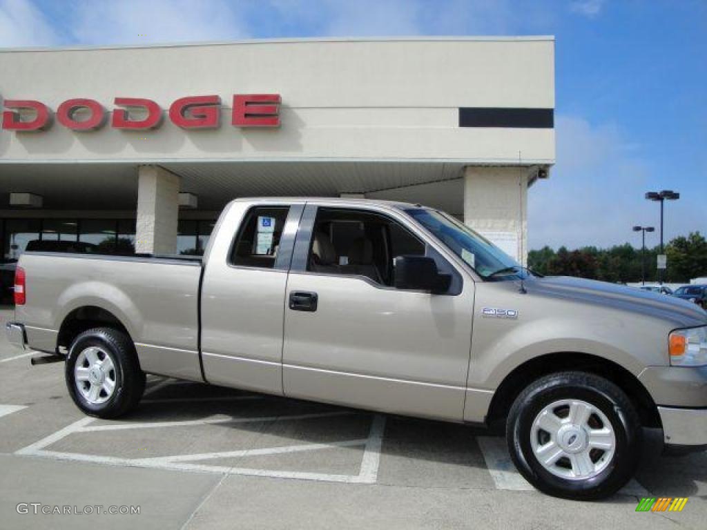 2004 F150 XLT SuperCab - Arizona Beige Metallic / Tan photo #3