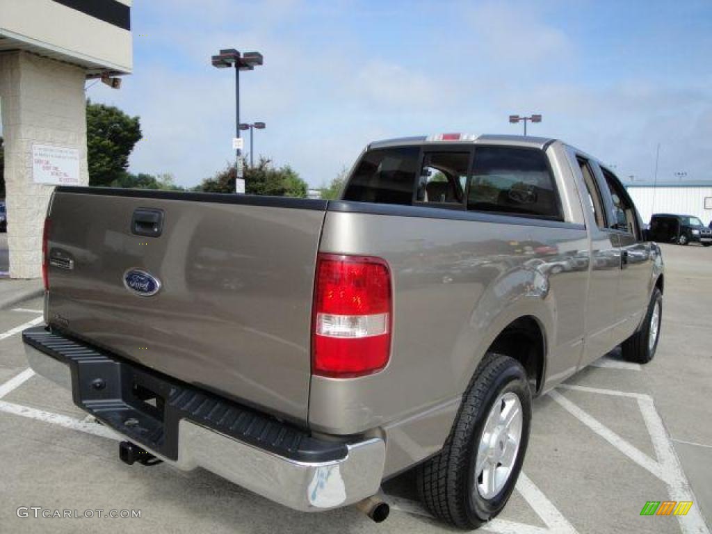 2004 F150 XLT SuperCab - Arizona Beige Metallic / Tan photo #4