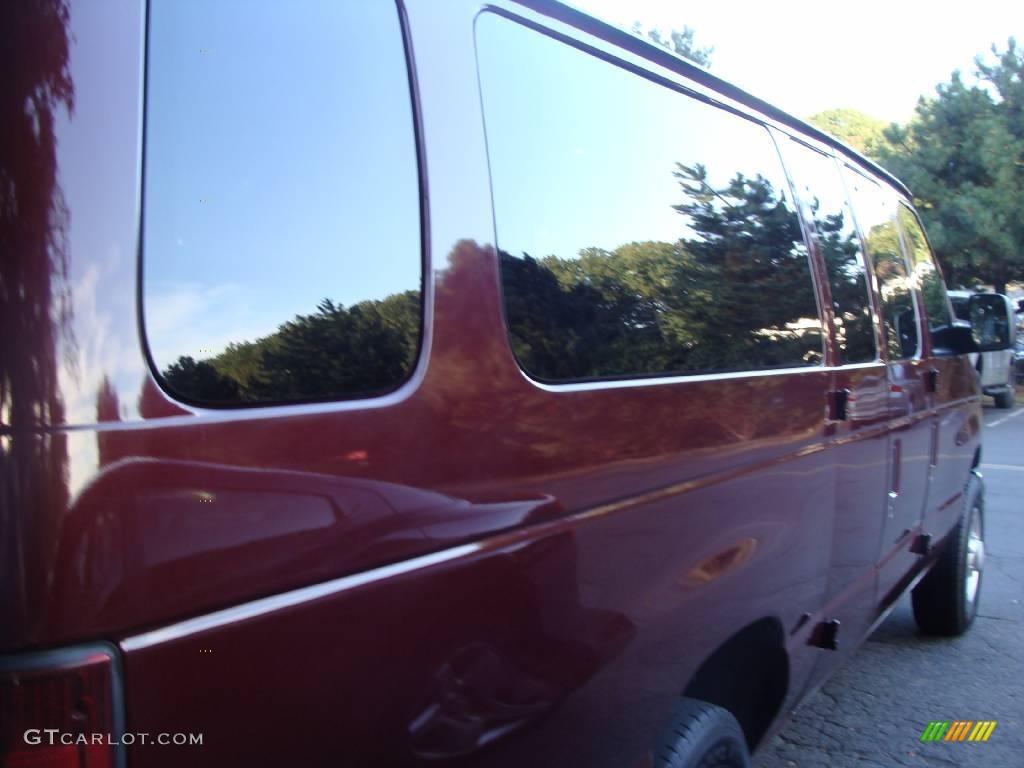 2007 E Series Van E350 Super Duty XL 15 Passenger - Dark Toreador Red Metallic / Medium Flint Grey photo #8