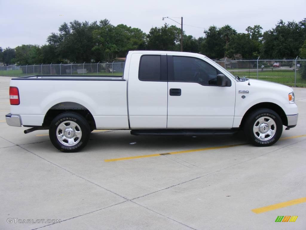 2004 F150 XLT SuperCab - Oxford White / Medium/Dark Flint photo #2