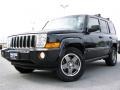 Black Clearcoat - Commander Sport 4x4 Photo No. 4