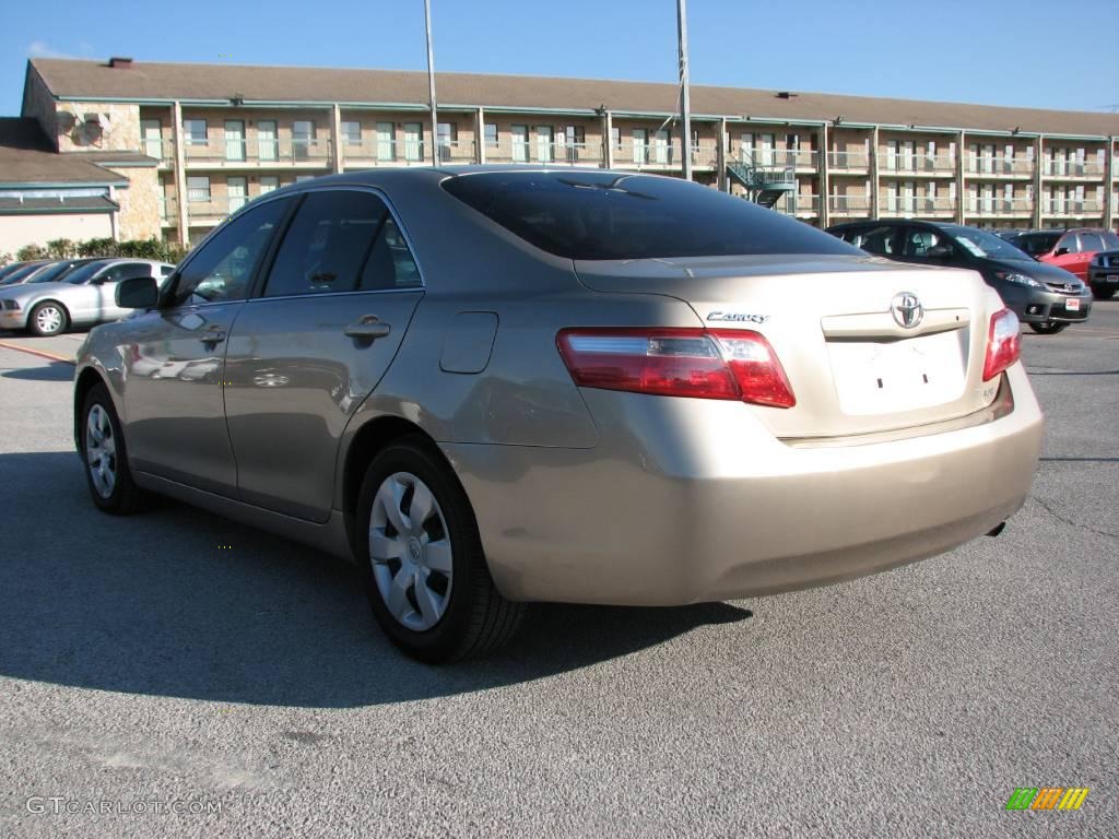 2008 Camry LE - Desert Sand Mica / Bisque photo #8