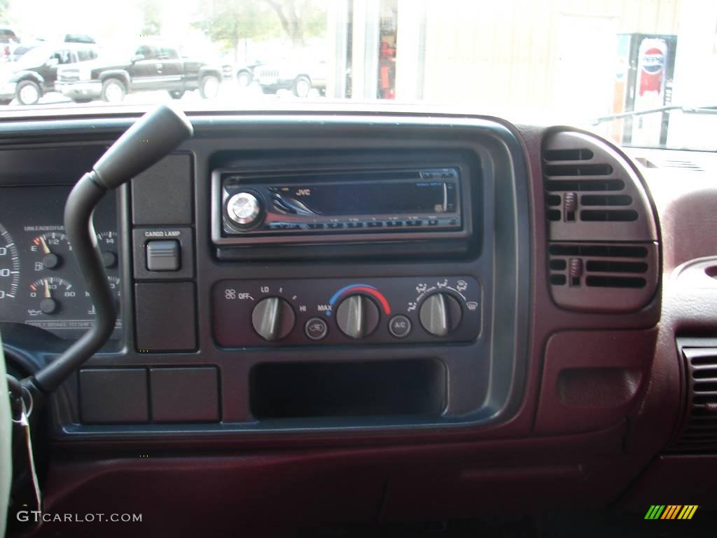 1995 Sierra 1500 SLE Extended Cab 4x4 - Dark Hunt Club Red Metallic / Burgundy photo #11