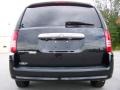 2008 Brilliant Black Crystal Pearlcoat Chrysler Town & Country Touring  photo #10