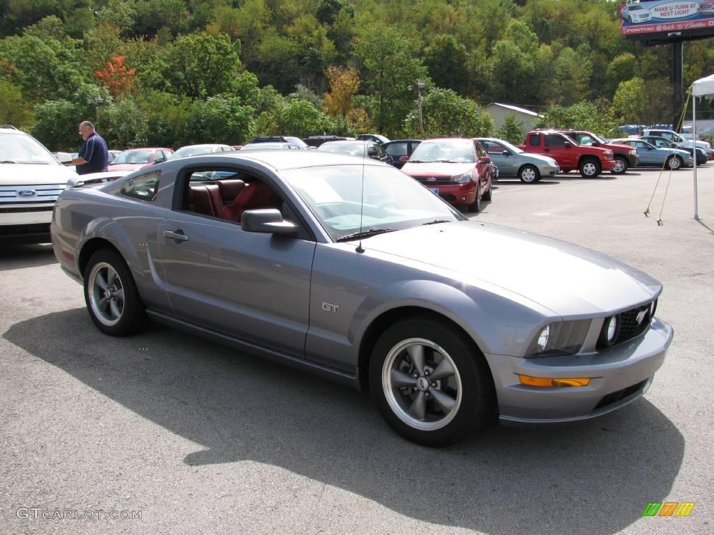 2006 Mustang GT Premium Coupe - Tungsten Grey Metallic / Red/Dark Charcoal photo #5