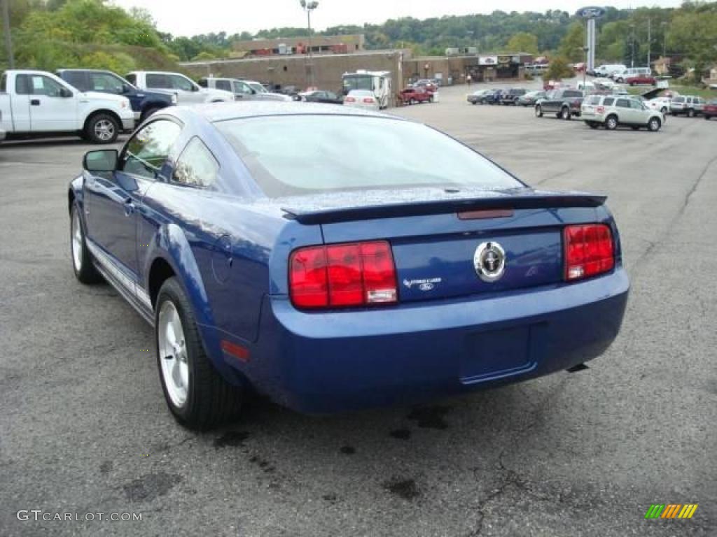2007 Mustang V6 Premium Coupe - Vista Blue Metallic / Dark Charcoal photo #5