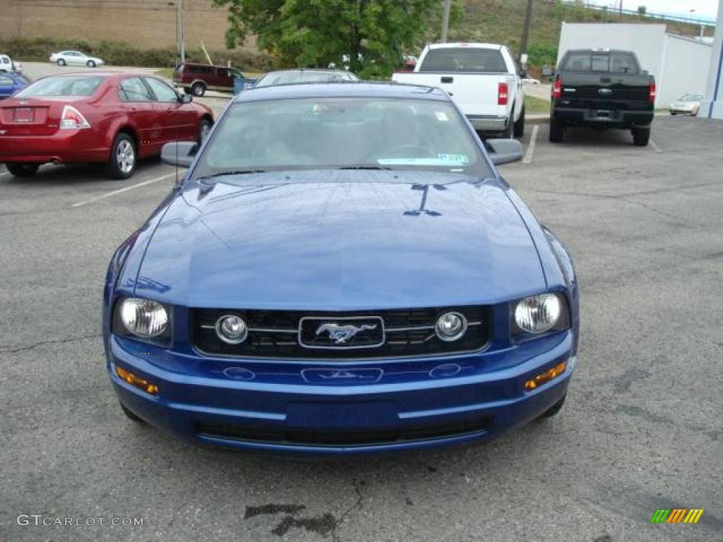 2007 Mustang V6 Premium Coupe - Vista Blue Metallic / Dark Charcoal photo #8