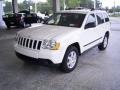 Stone White - Grand Cherokee Laredo Photo No. 1