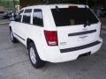 Stone White - Grand Cherokee Laredo Photo No. 2