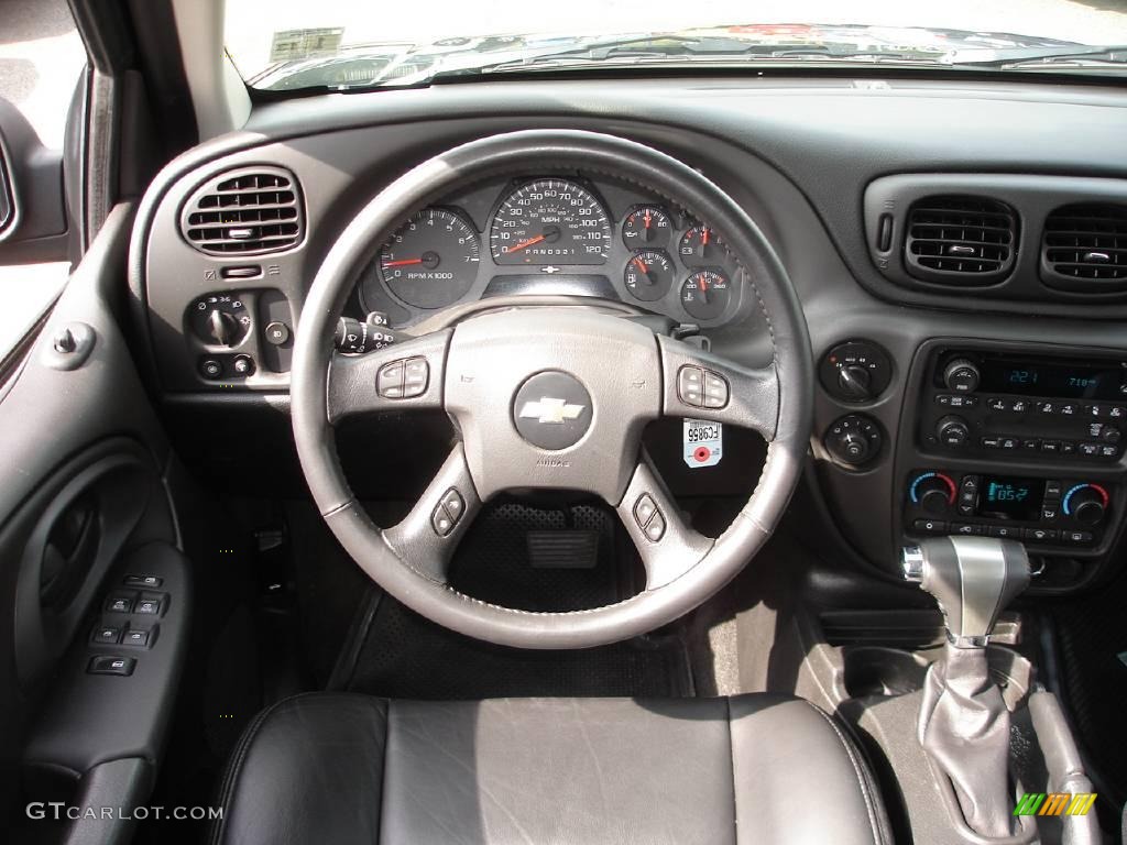 2009 TrailBlazer LT 4x4 - Black Granite Metallic / Ebony photo #10