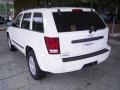 Stone White - Grand Cherokee Laredo Photo No. 2