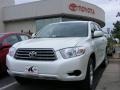 Blizzard White Pearl - Highlander 4WD Photo No. 1