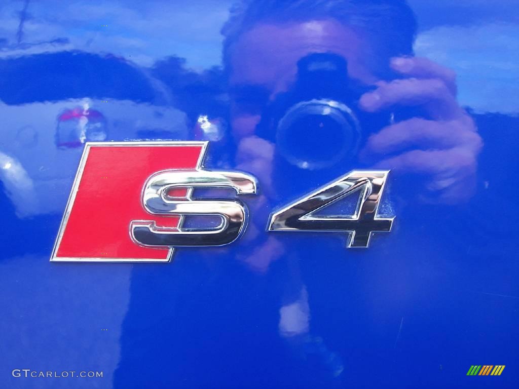 2005 S4 4.2 quattro Sedan - Nogaro Blue Pearl Effect / Black/Blue photo #20