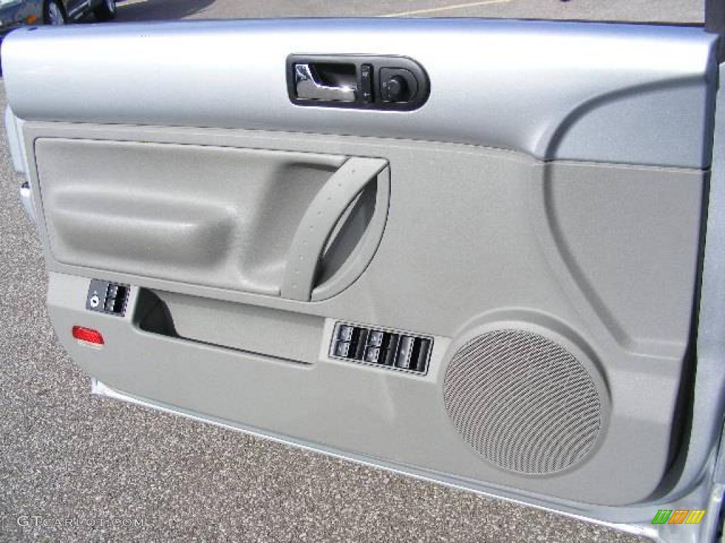 2003 New Beetle GLS Convertible - Reflex Silver Metallic / Black photo #19