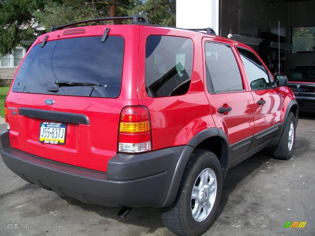 2002 Escape XLT V6 - Bright Red / Medium Graphite photo #6