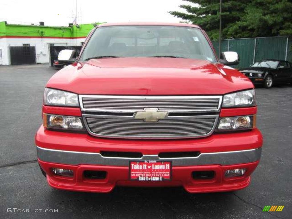 2006 Silverado 1500 Z71 Extended Cab 4x4 - Victory Red / Dark Charcoal photo #10