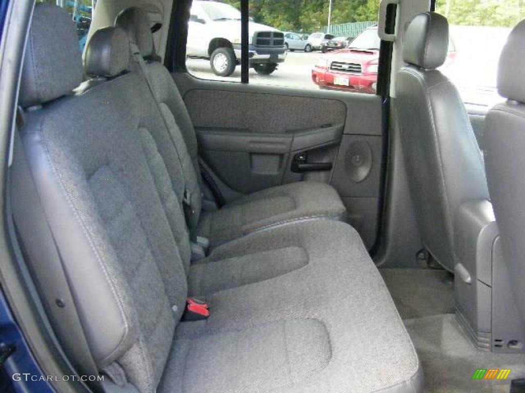 2004 Explorer XLS - Dark Blue Pearl Metallic / Graphite photo #12