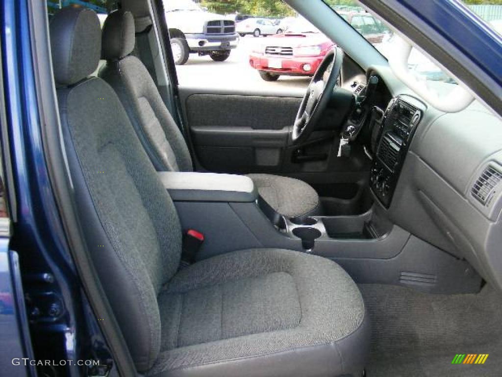 2004 Explorer XLS - Dark Blue Pearl Metallic / Graphite photo #13