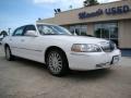 2004 Vibrant White Lincoln Town Car Ultimate  photo #2