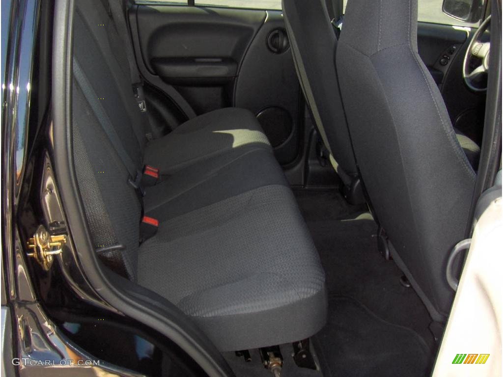 2004 Liberty Sport - Black Clearcoat / Dark Slate Gray photo #7