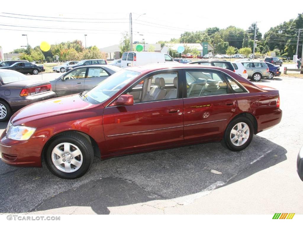 2001 Avalon XL - Vintage Red Pearl / Taupe photo #9