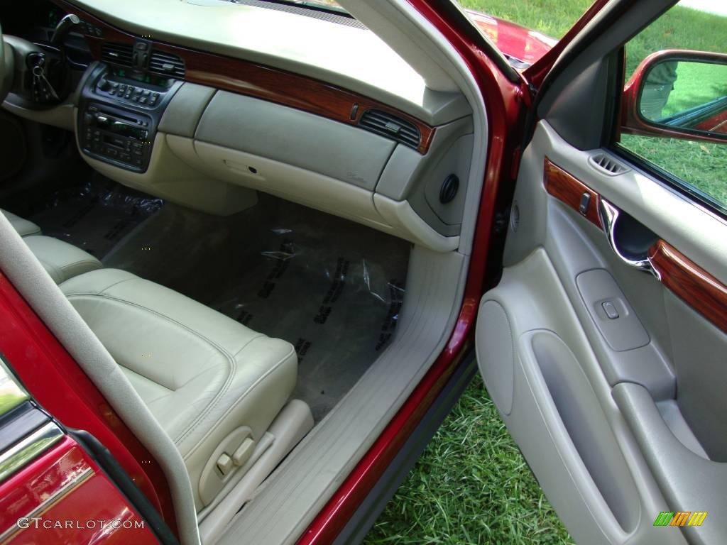 2003 DeVille Sedan - Crimson Red Pearl / Neutral Shale Beige photo #15